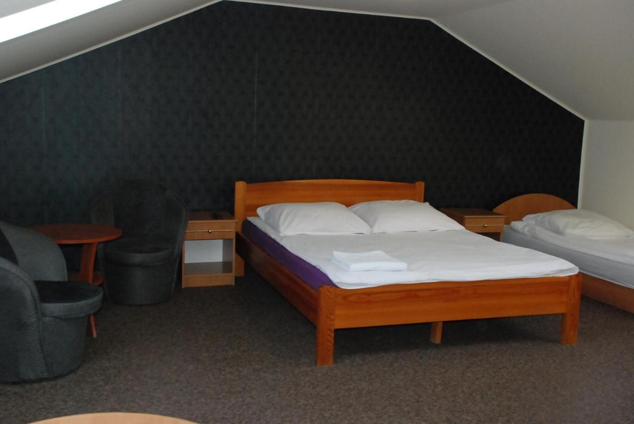Hotelik Manhatan Radzyn Podlaski Extérieur photo