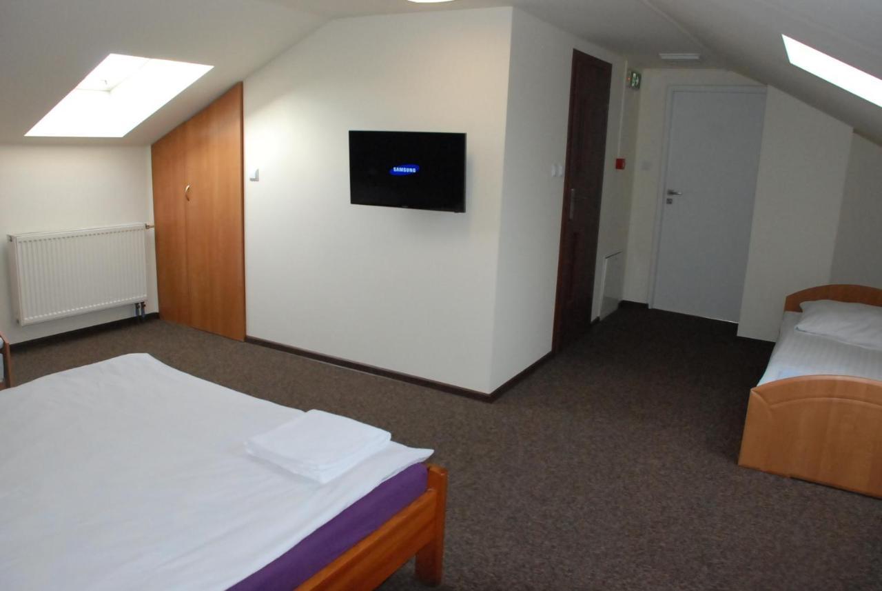 Hotelik Manhatan Radzyn Podlaski Extérieur photo
