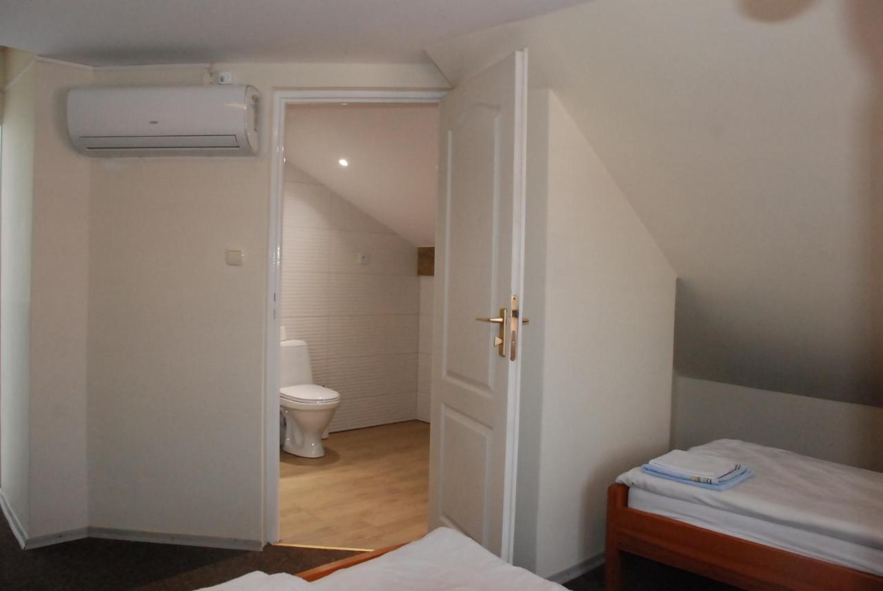 Hotelik Manhatan Radzyn Podlaski Extérieur photo